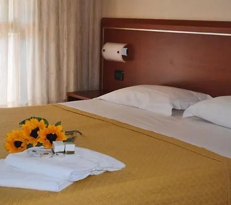 Hotel Derby 3*